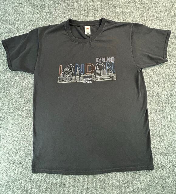 Fruit of the Loom Other - London England Skyline Graphic T Shirt Men's Black Travel Tourist Tee